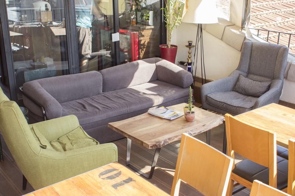 Hush Hostel Moda Стамбул Экстерьер фото