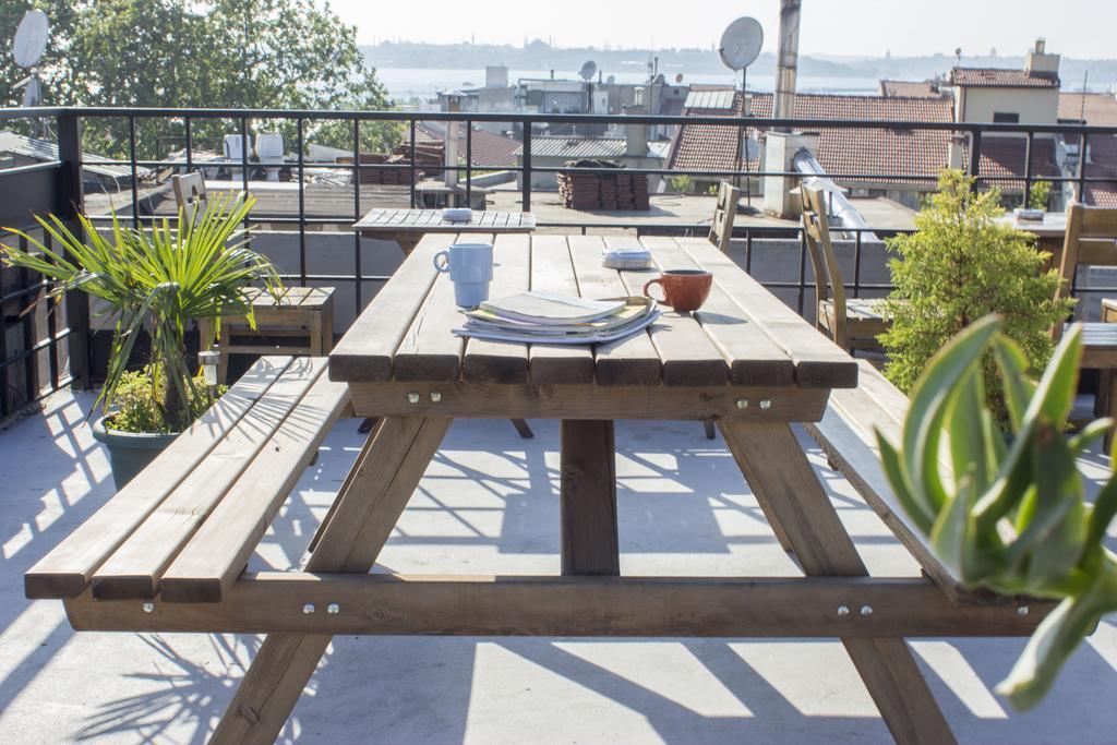Hush Hostel Moda Стамбул Экстерьер фото