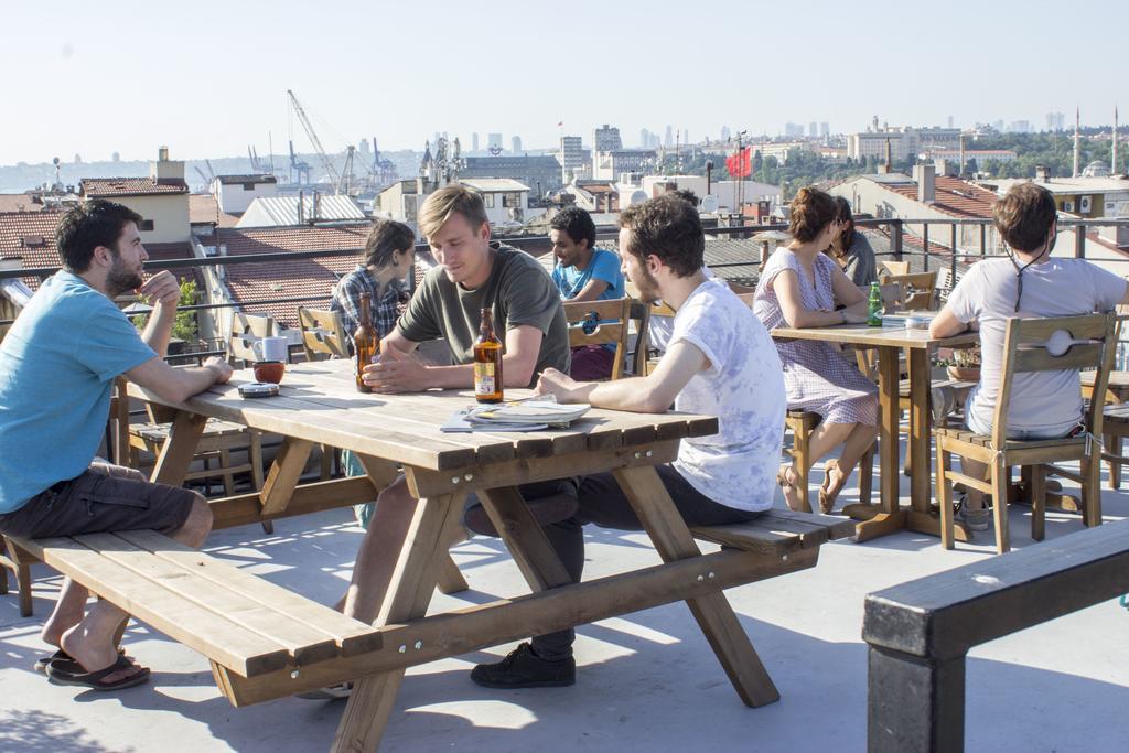 Hush Hostel Moda Стамбул Экстерьер фото